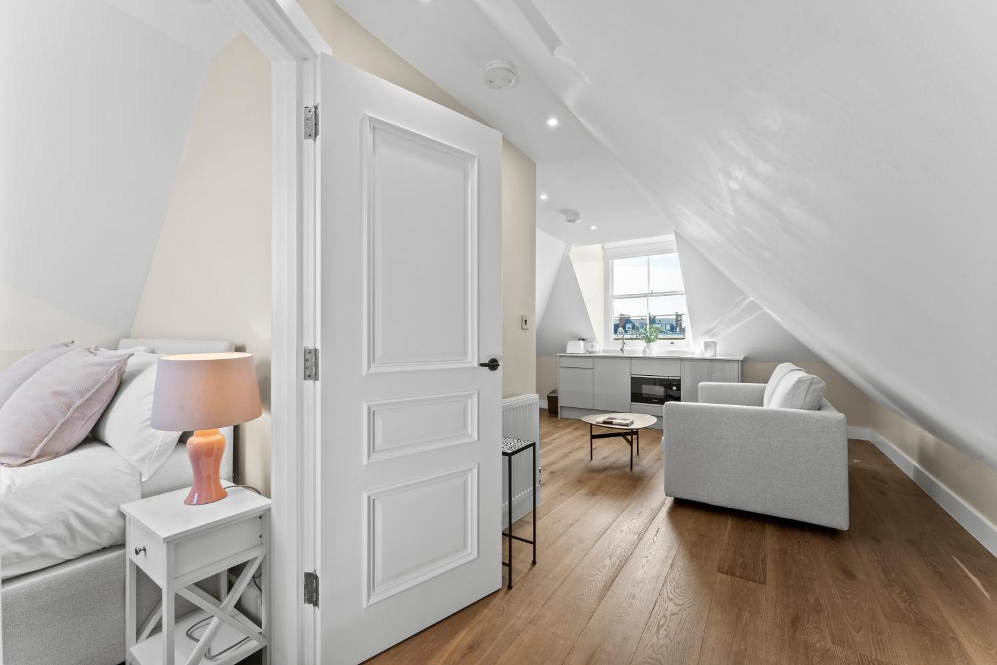 Grove Heights Notting Hill *